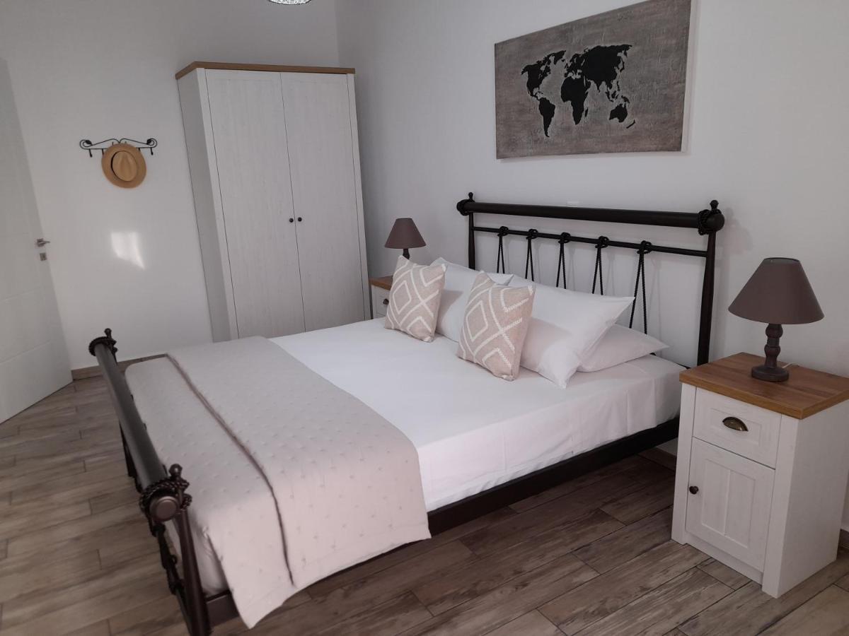 Alisachni Apartment Kini Екстериор снимка