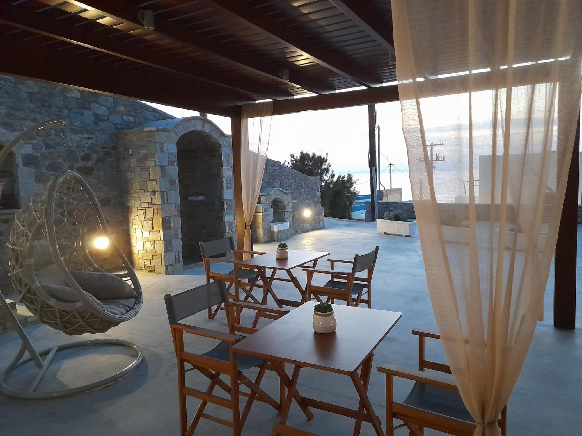 Alisachni Apartment Kini Екстериор снимка