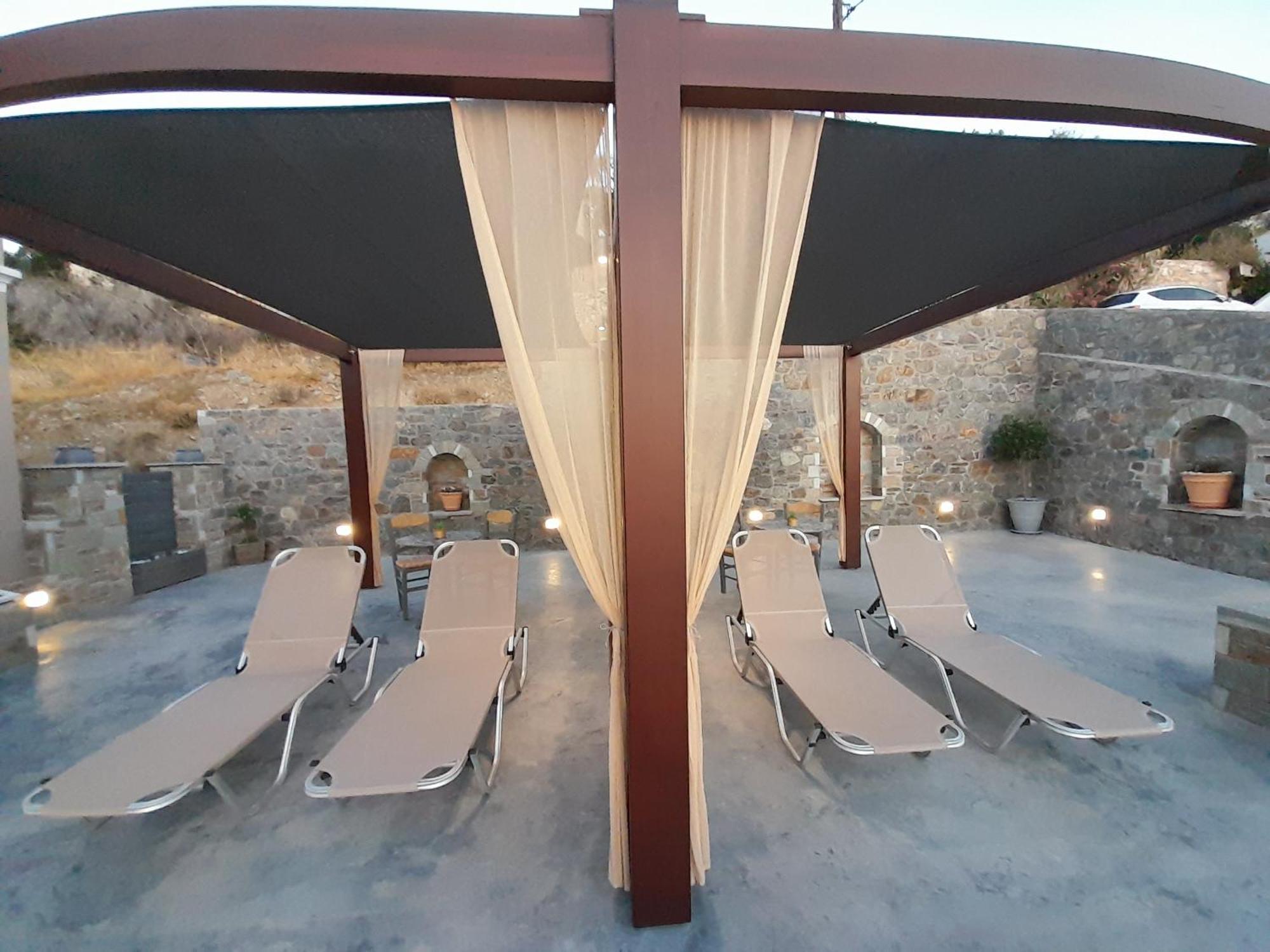 Alisachni Apartment Kini Екстериор снимка